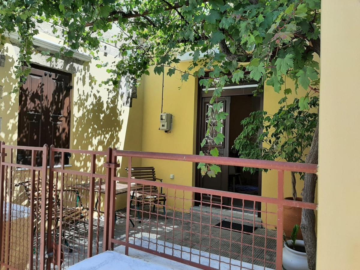 Alexandros Traditional House Ialysos  Ngoại thất bức ảnh