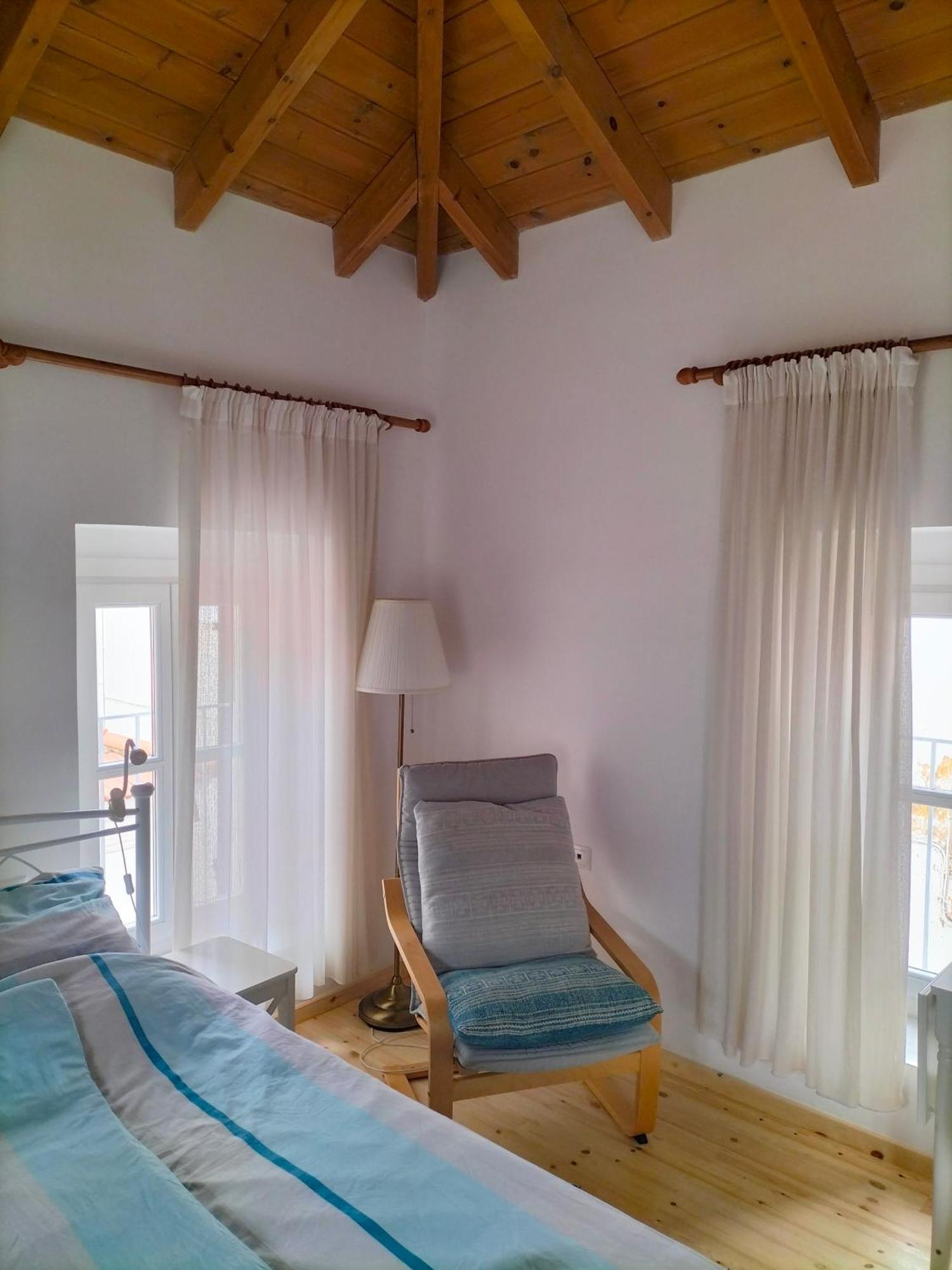 Alexandros Traditional House Ialysos  Ngoại thất bức ảnh